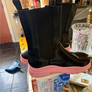 Black Chelsea Platform Boots with Pink Sole